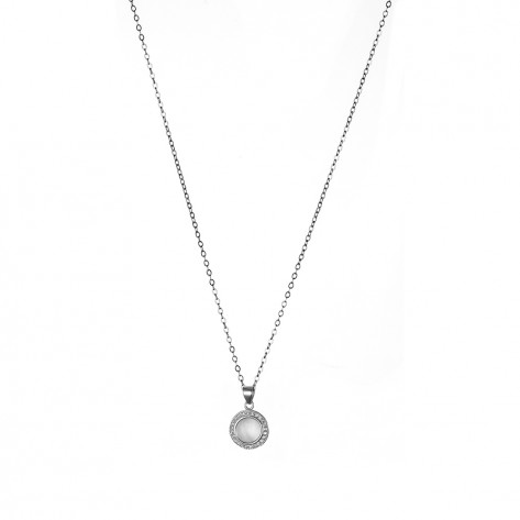 Collana con ciondolo bianco in madreperla