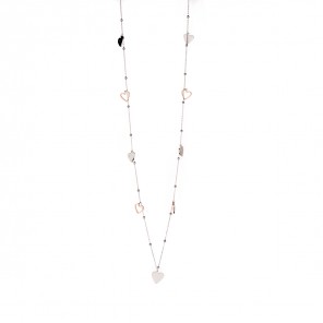 Collana con charms a forma di cuore