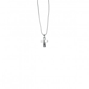 Collana con ciondolo a croce con dettaglio catena al centro